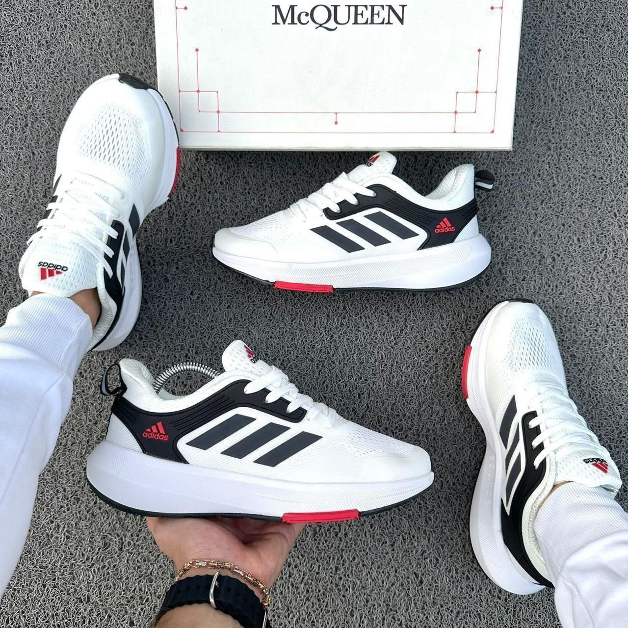 Adidas Bounce