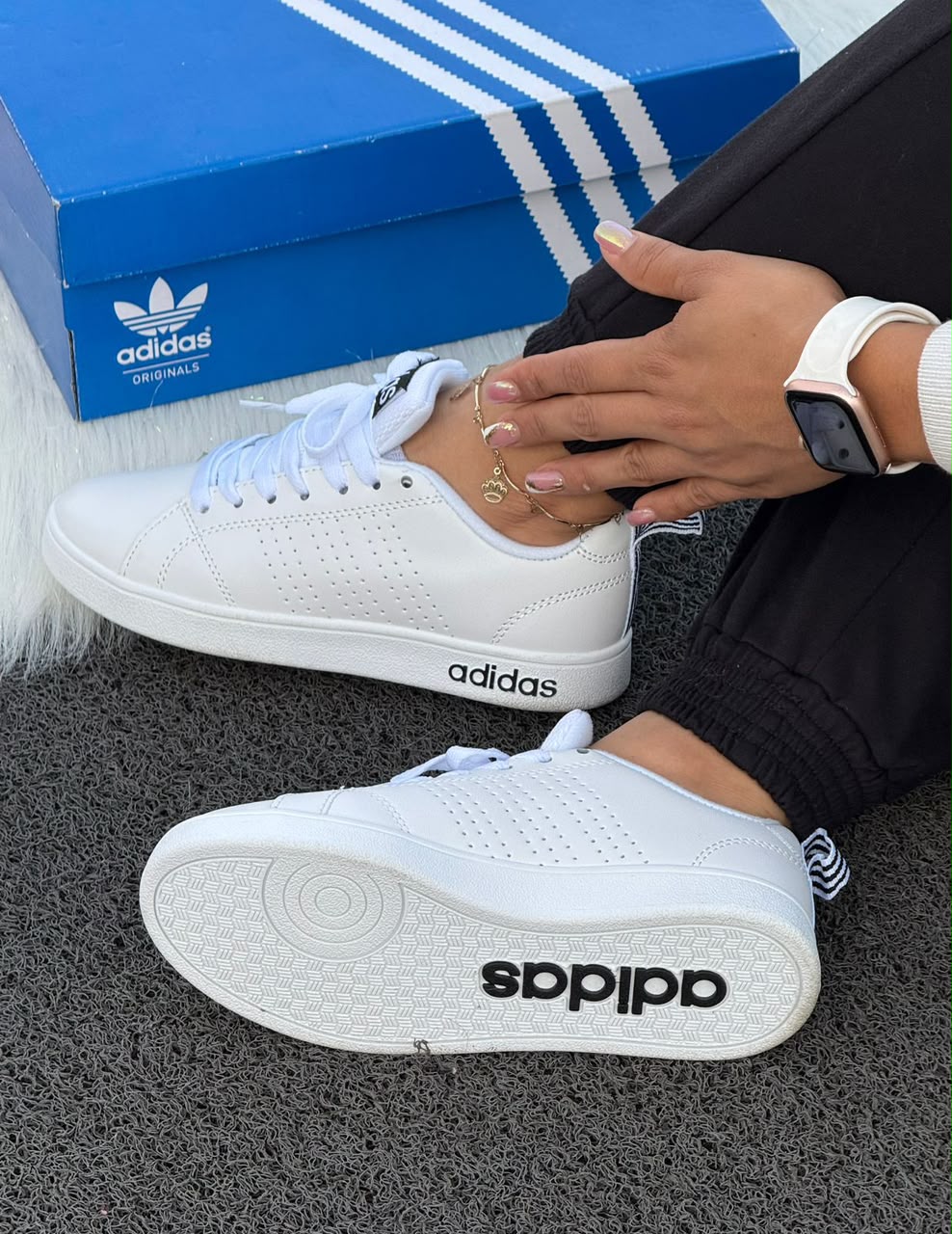Tenis Adidas neo