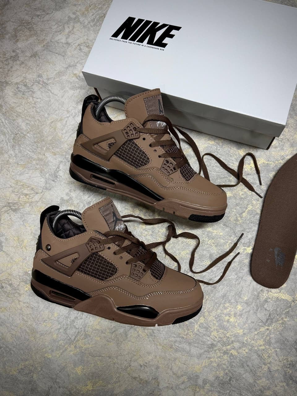 Jordan retro 4