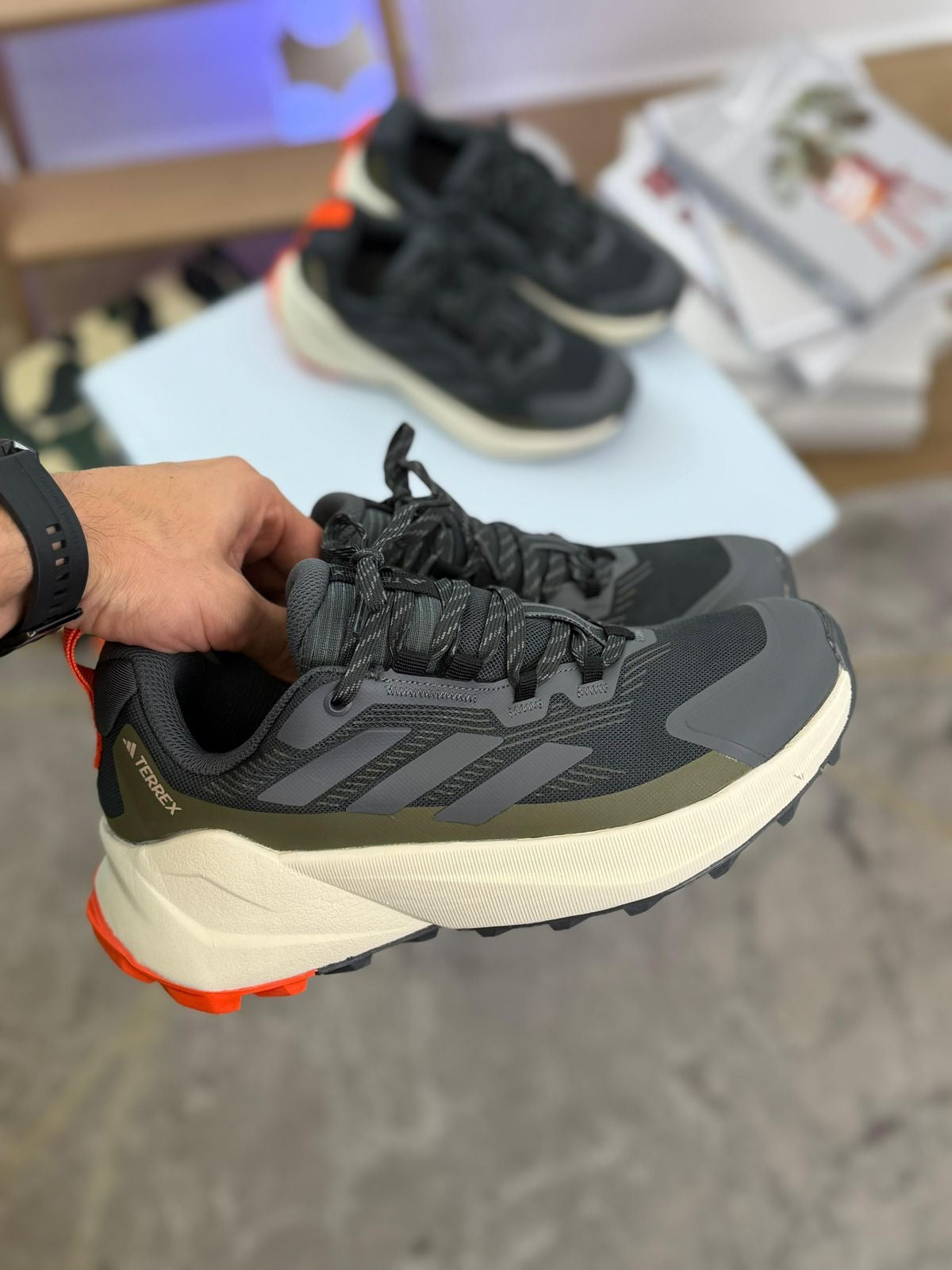 Tenis Adidas Terrex