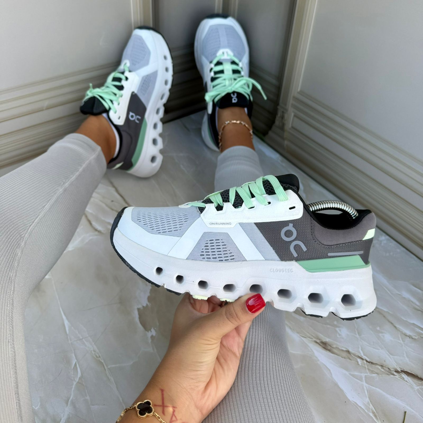 Tenis On Cloud