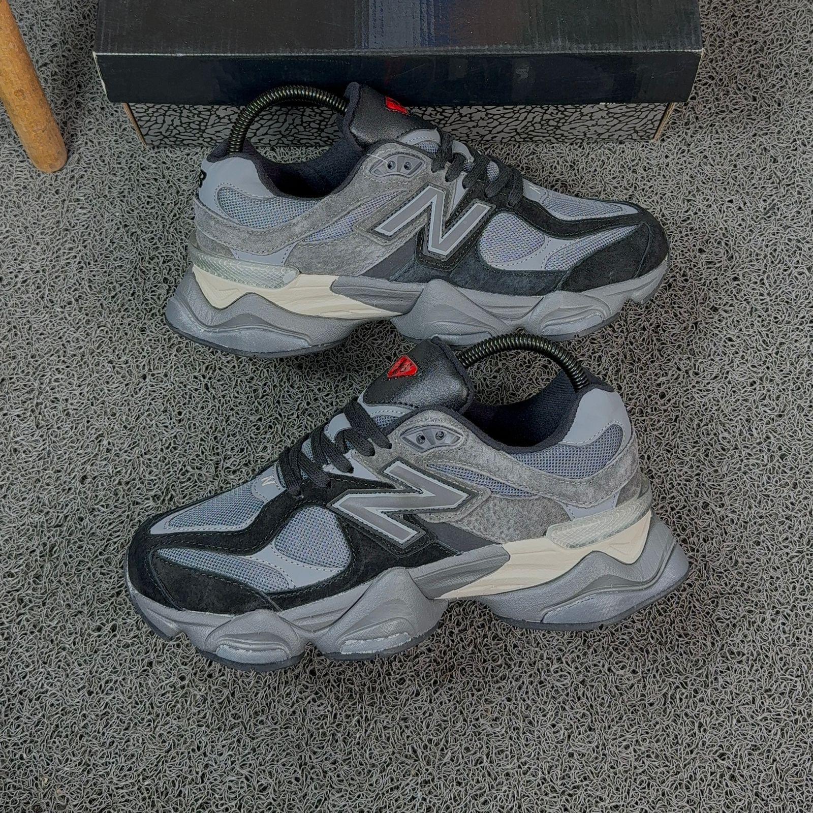 Tenis New Balance 9060
