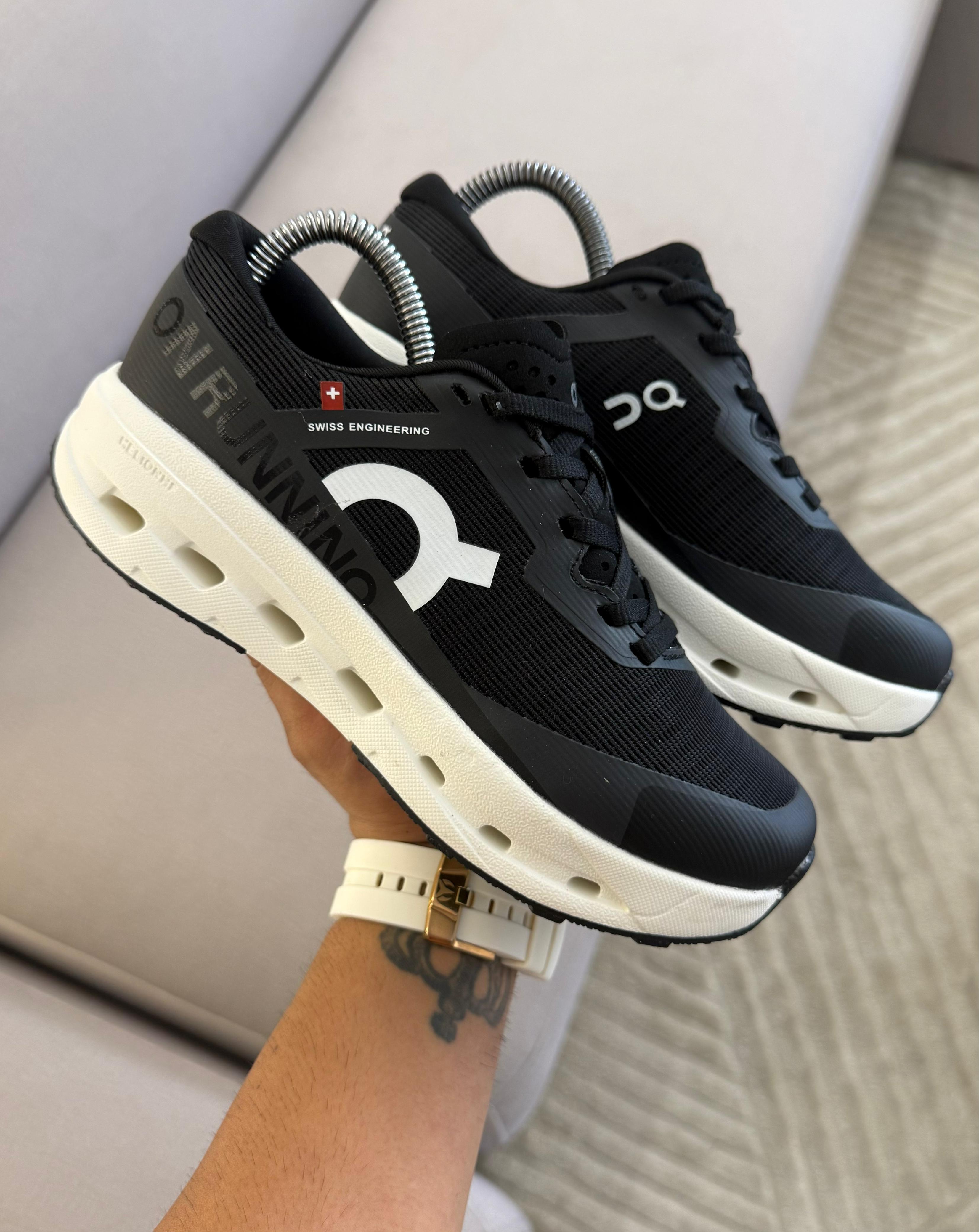 Tenis On Cloud