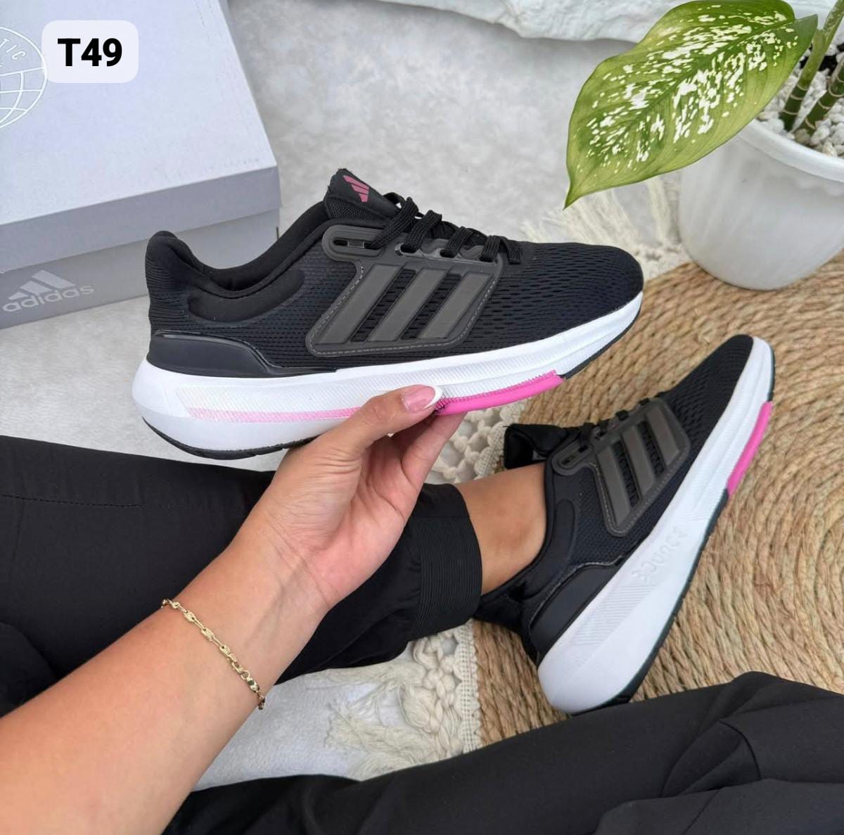 Tenis Adidas EQ21