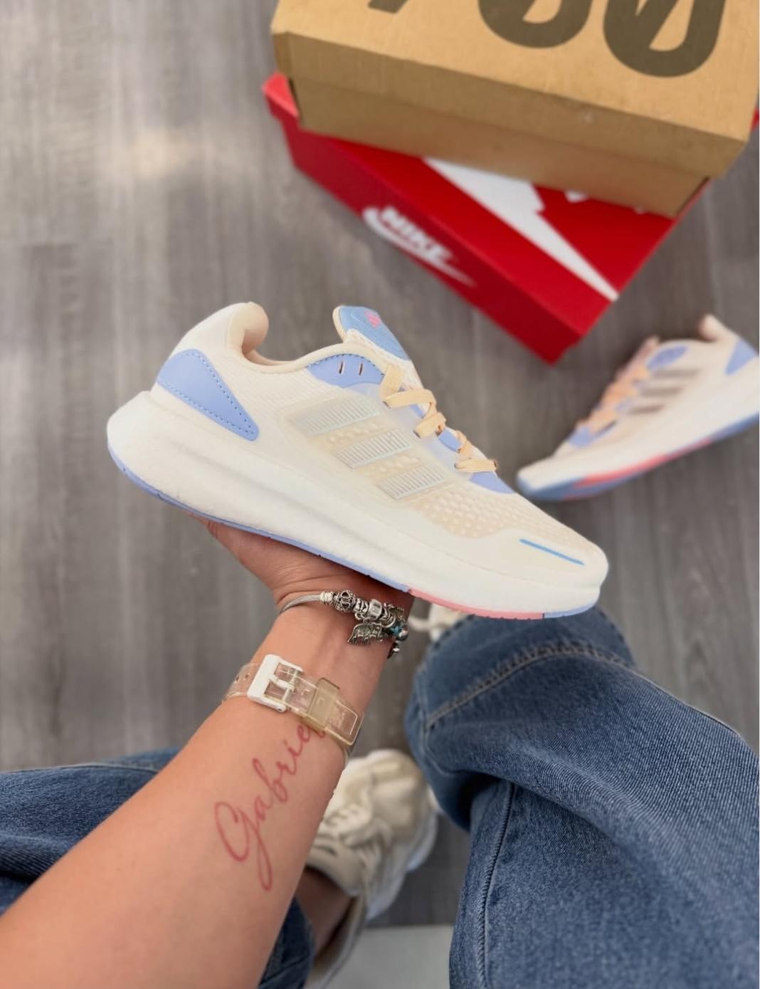 Tenis Adidas Ultrabost